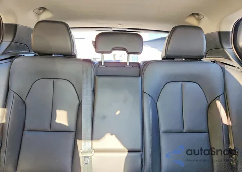 2025 Volvo Xc40 Core z USA, uszkodzony, nr VIN YV4L12UJ0S2472602